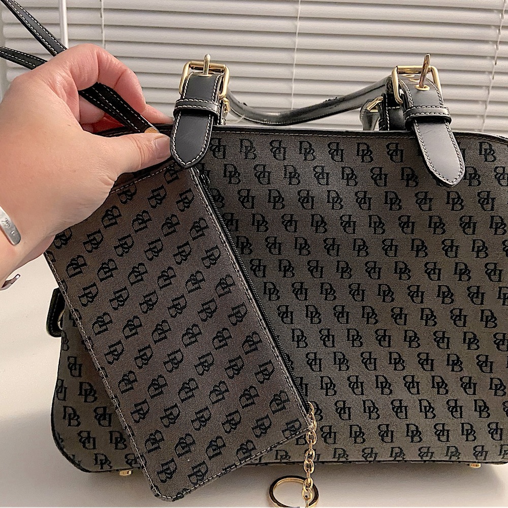 Dooney and Bourke purse.